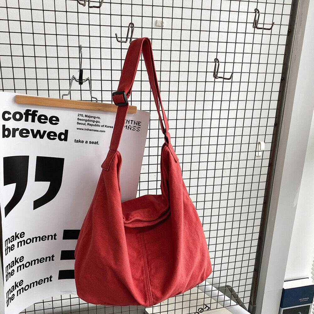Funkcjonalna nowoczesna torebka typu crossbody